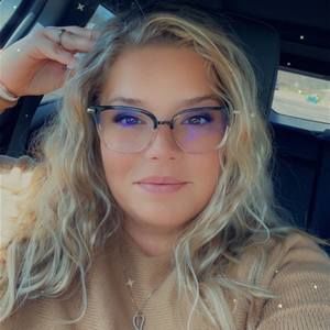 Meet your Posher, Nikki